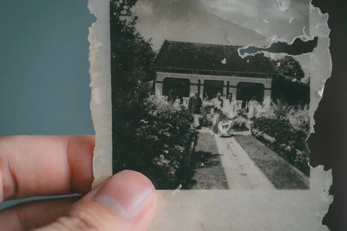 Picture to Video AI carrying a decades-past print and a present-day picture through one start and end frame run